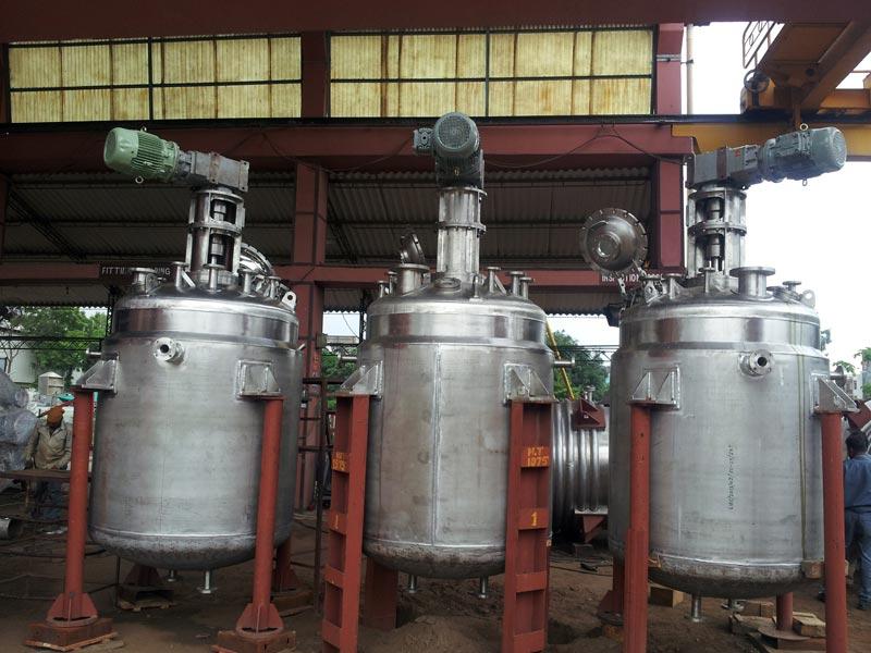 Chemical Reactors